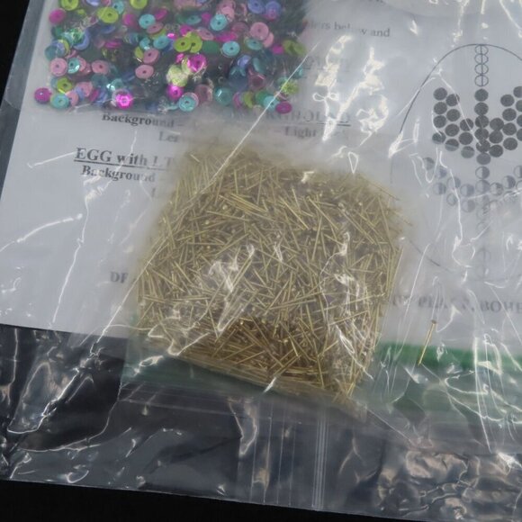 Design Works Set of 4 Sequin Easter Eggs Craft Kit 6061 NEW Open Package Holiday - Picture 5 of 8